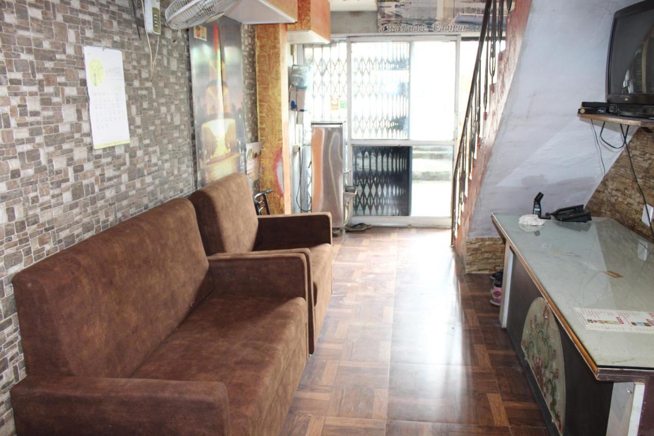 Hotel Shubham อุเดเปอร์ ภายนอก รูปภาพ