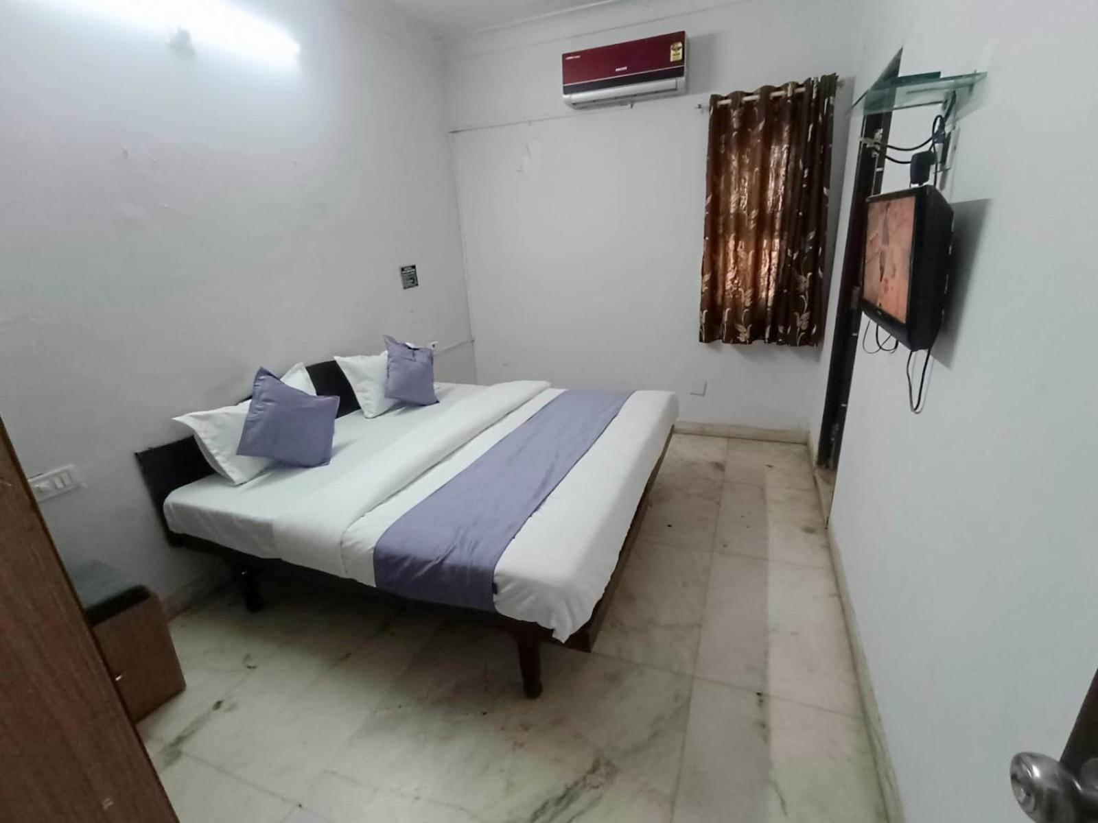 Hotel Shubham อุเดเปอร์ ภายนอก รูปภาพ